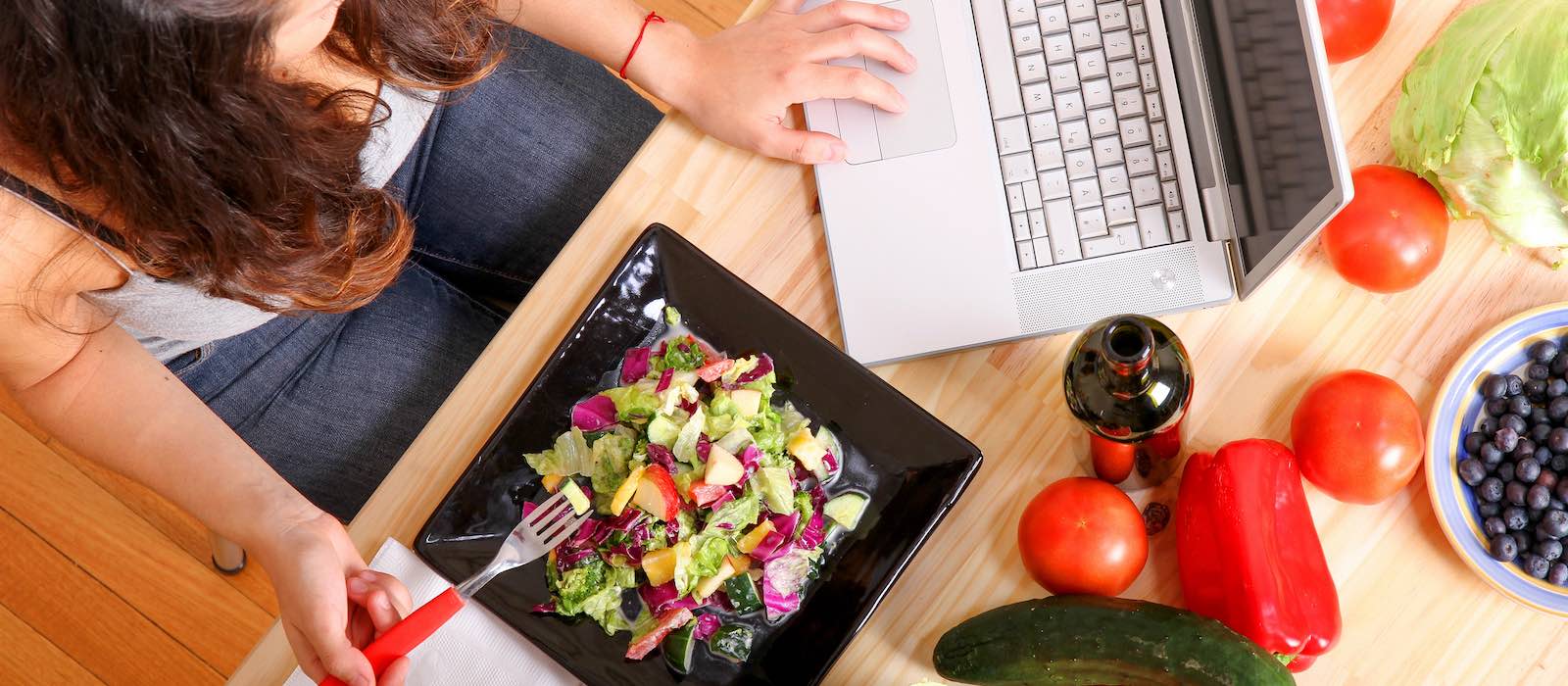 Contact Compass Group Canada