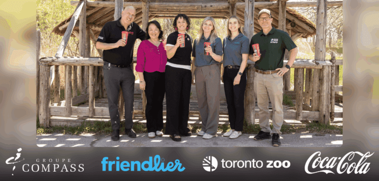 Le Zoo de Toronto lance un programme d'emballages réutilisables en collaboration avec Friendlier et Coca-Cola