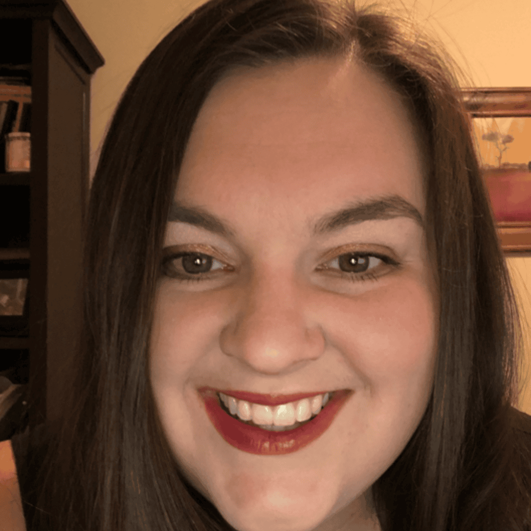 headshot for Meaghan